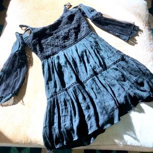 Vivid Collection of NY dress sz S